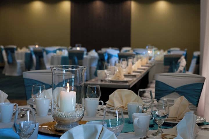 Banquet hall